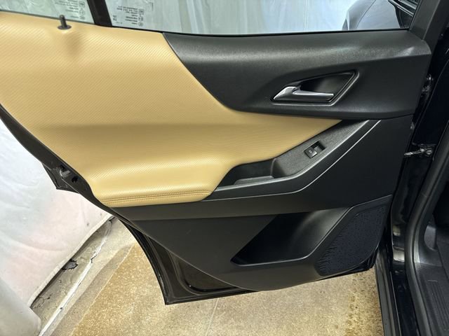 Used 2025 Chevrolet Equinox ACTIV w/ Safety and Technology Package image 24