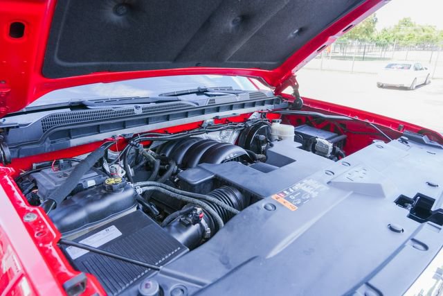 Used 2018 Chevrolet Silverado 1500 LT AWD/4WD image 30