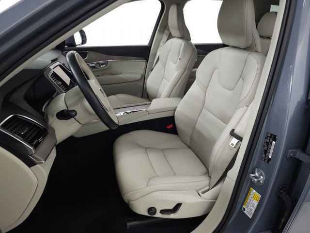 Certified 2023 Volvo XC90 T8 Plus image 18