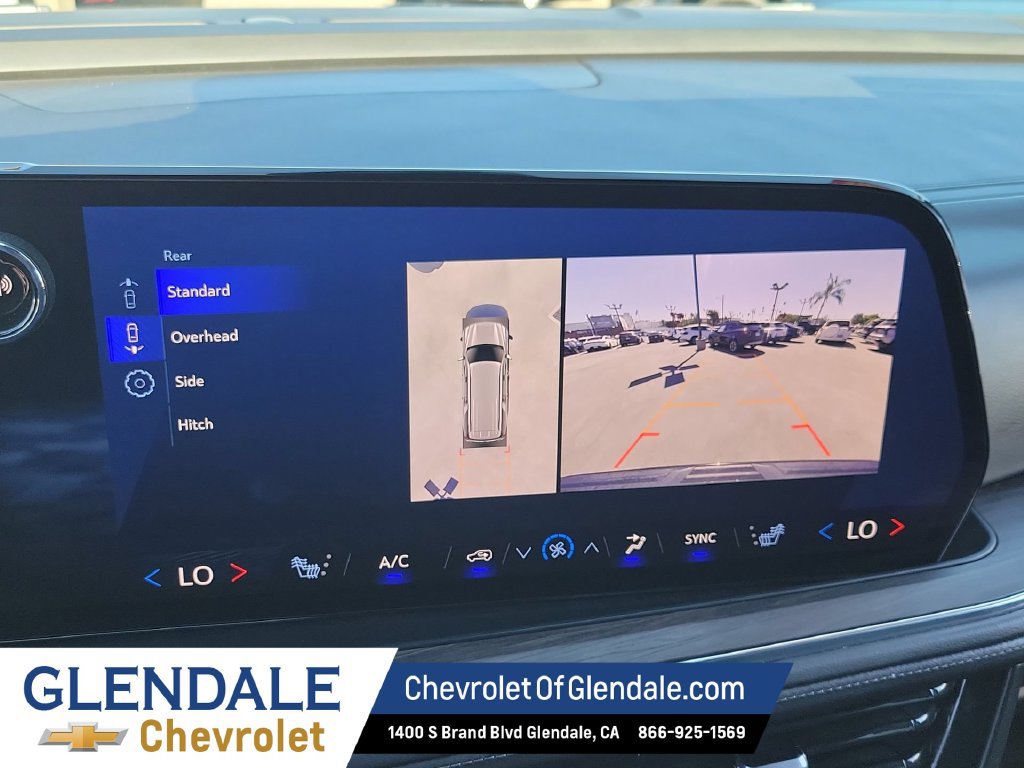 Used 2025 Chevrolet Suburban Z71 AWD/4WD image 27