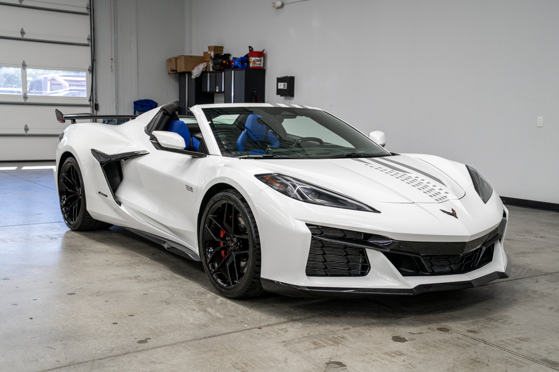 Used 2026 Chevrolet Corvette Z06 w/ Stars & Steel Limited Edition RWD image 3