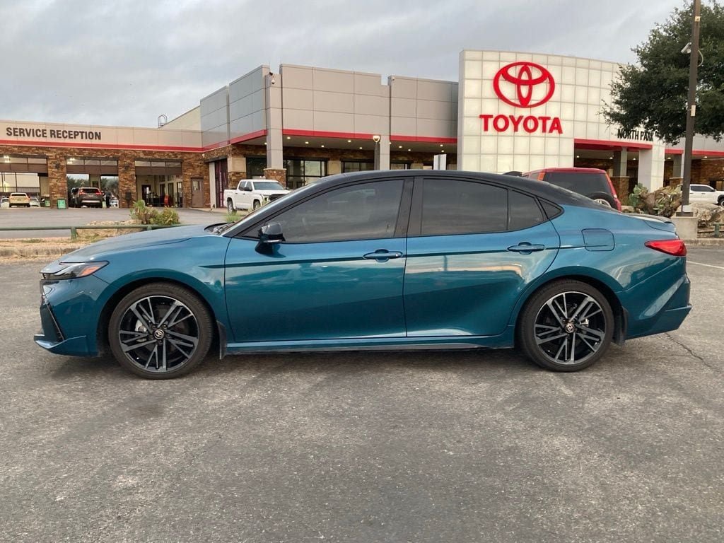 Used 2026 Toyota Camry XSE w/ Premium Plus Package FWD image 8