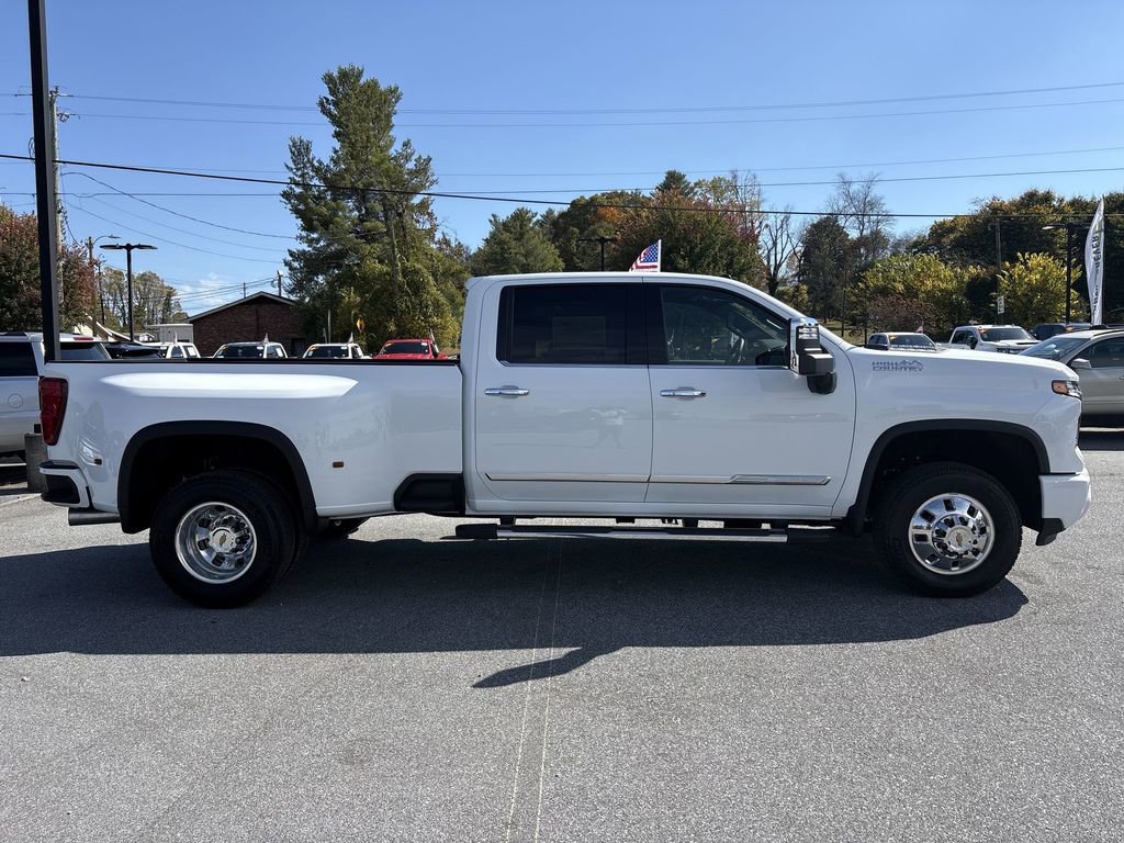 New 2026 Chevrolet Silverado 3500 High Country image 10