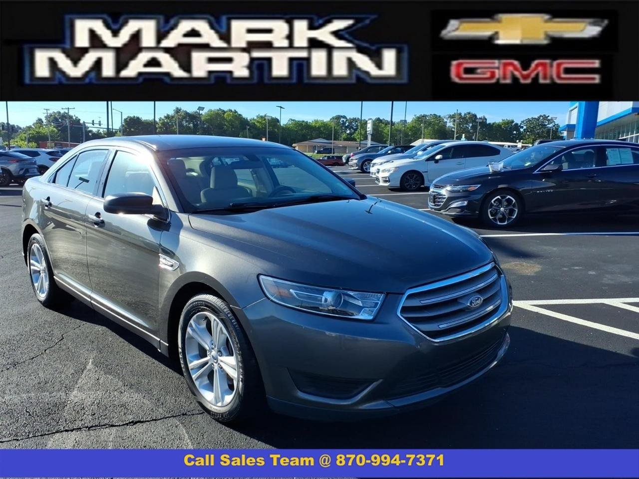 Used 2016 Ford Taurus SE FWD video 1