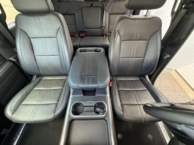Used 2025 Chevrolet Silverado 2500 High Country w/ Technology Package AWD/4WD image 17