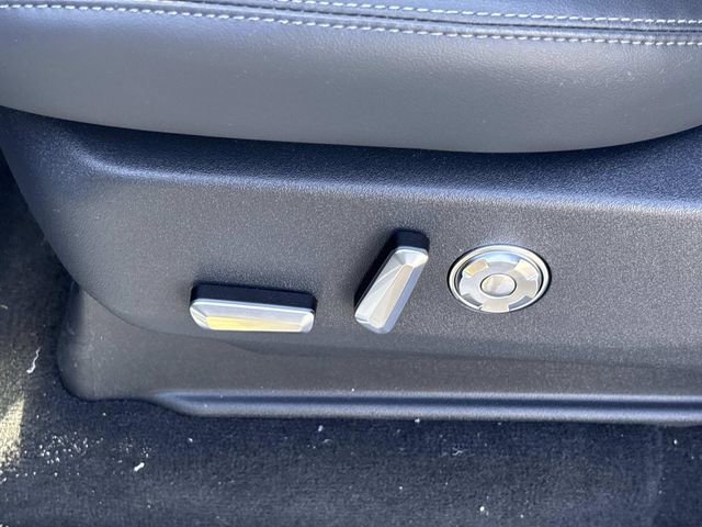 New 2025 Lincoln Navigator Reserve w/ Jet Appearance Package image 24