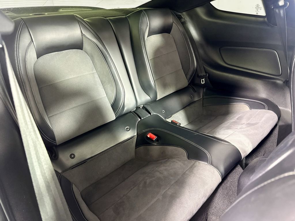 Used 2019 Ford Mustang Shelby GT350 w/ Technology Package image 31
