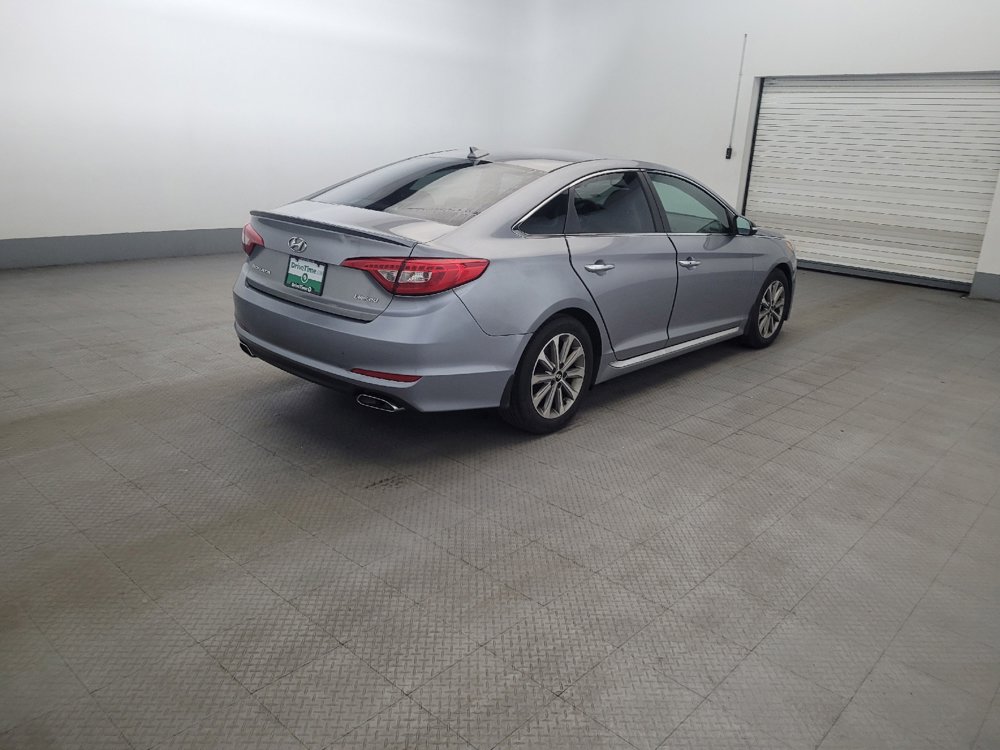 Used 2017 Hyundai Sonata Limited w/ Tech Package 03 FWD image 9