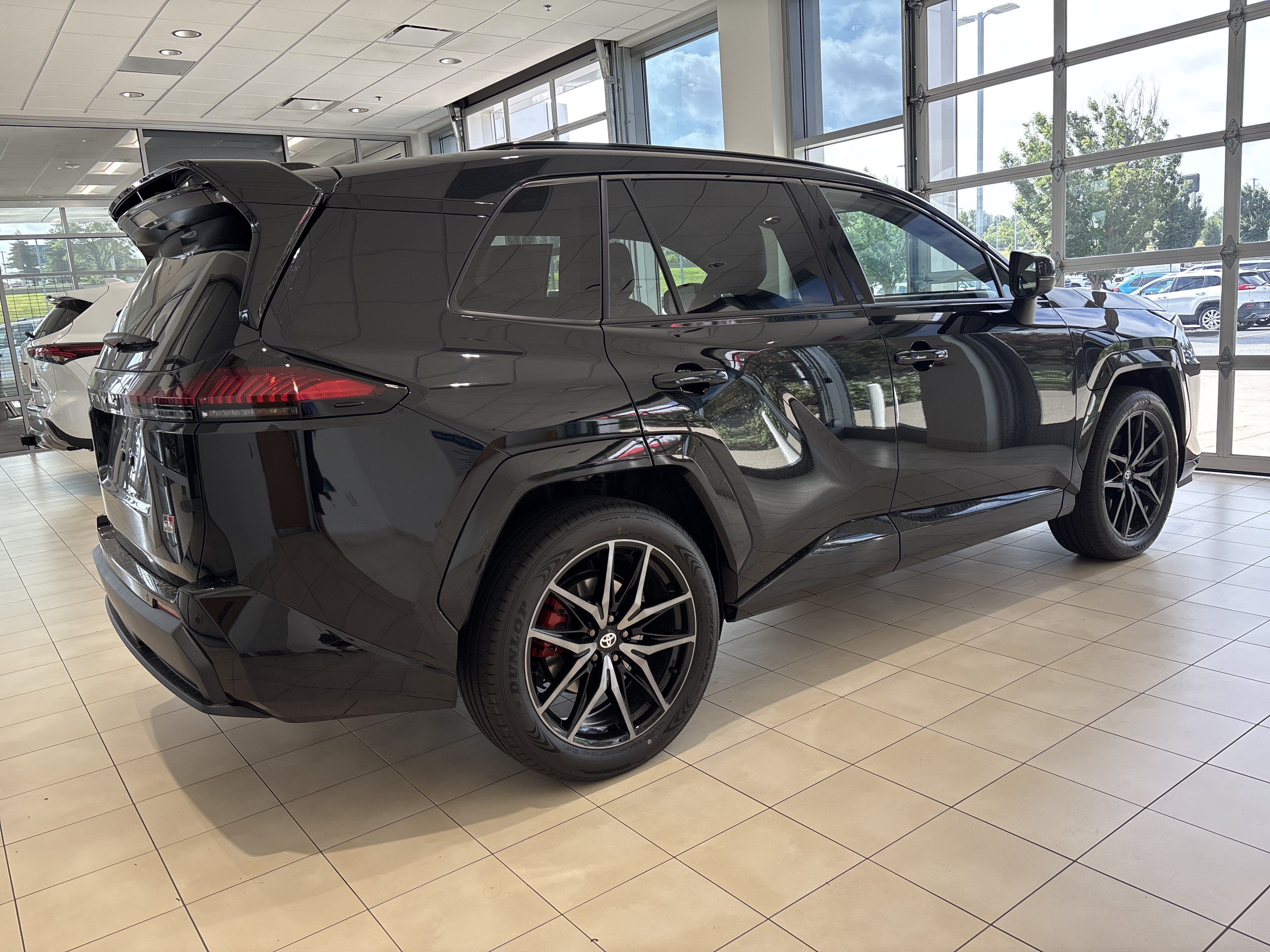Used 2026 Toyota RAV4 AWD Plug-in Hybrid image 5