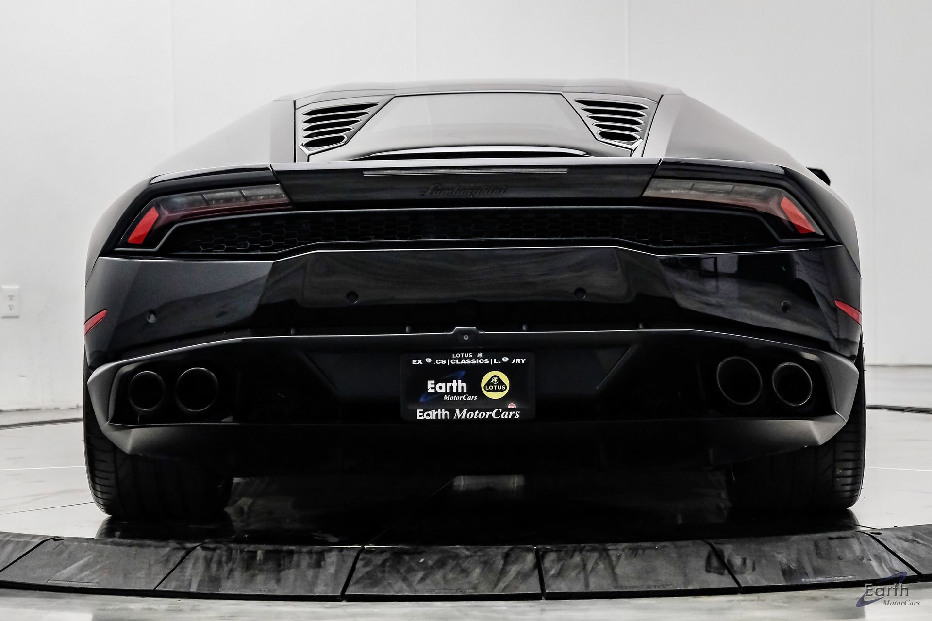 Used 2015 Lamborghini Huracan LP 610-4 AWD/4WD image 15