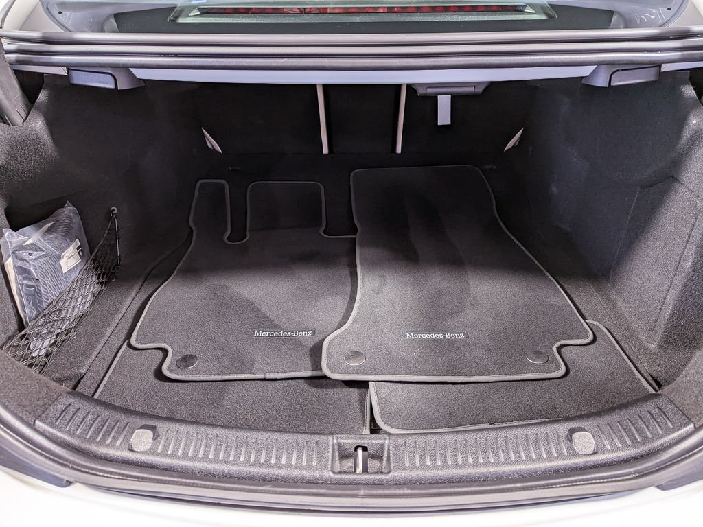Used 2023 Mercedes-Benz E 350 4MATIC Sedan image 43