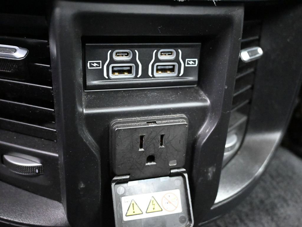Used 2024 RAM 2500 Laramie image 27