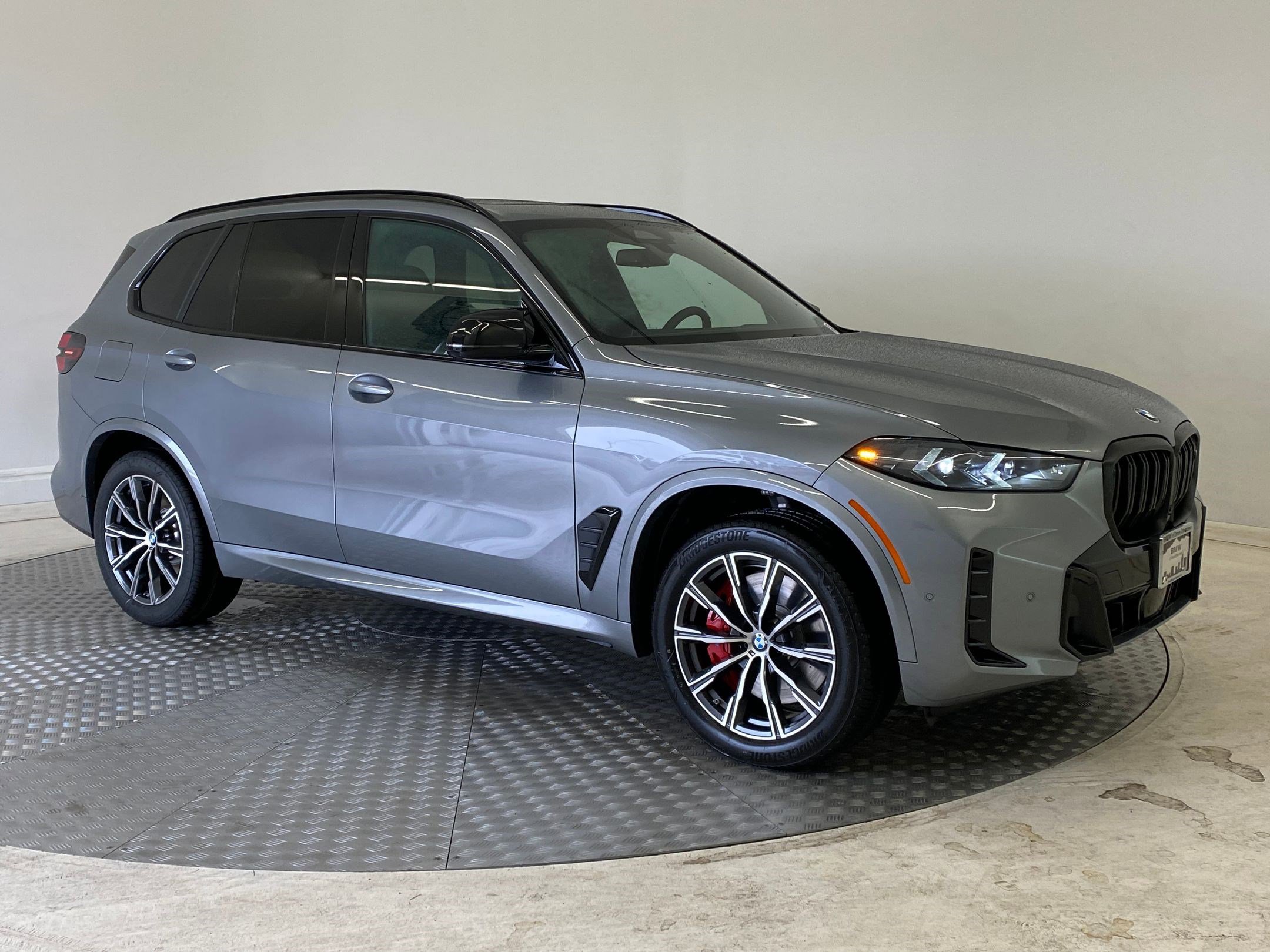 New 2026 BMW X5 M60i w/ Executive Package image 6