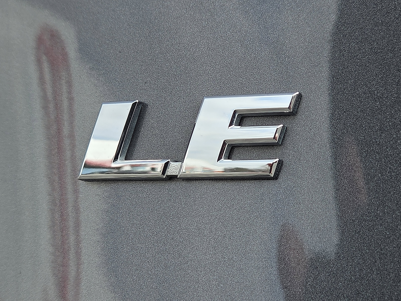 Used 2022 Toyota RAV4 LE image 8