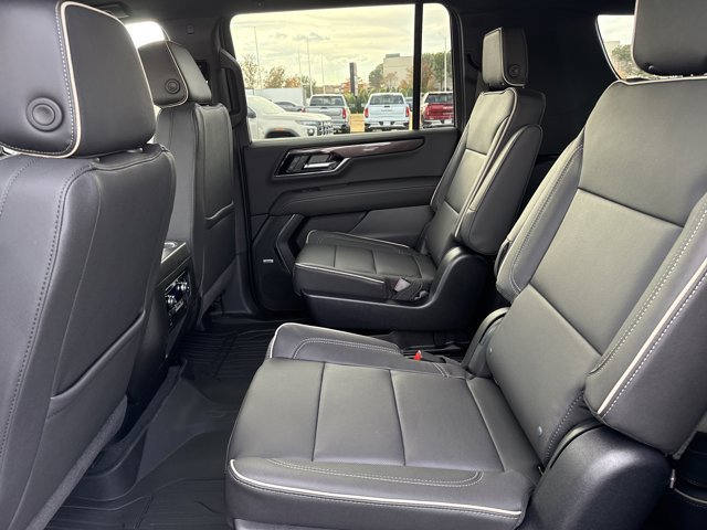New 2026 GMC Yukon XL Elevation w/ LPO, Floor Liner Package image 6