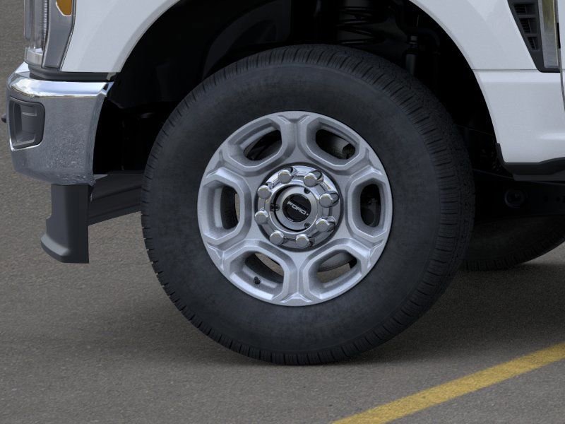 New 2026 Ford F350 XLT image 19