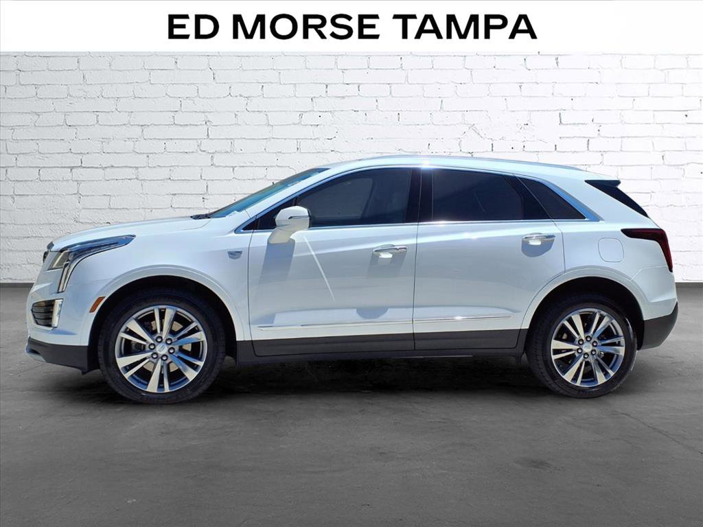 Used 2024 Cadillac XT5 Premium Luxury FWD image 2
