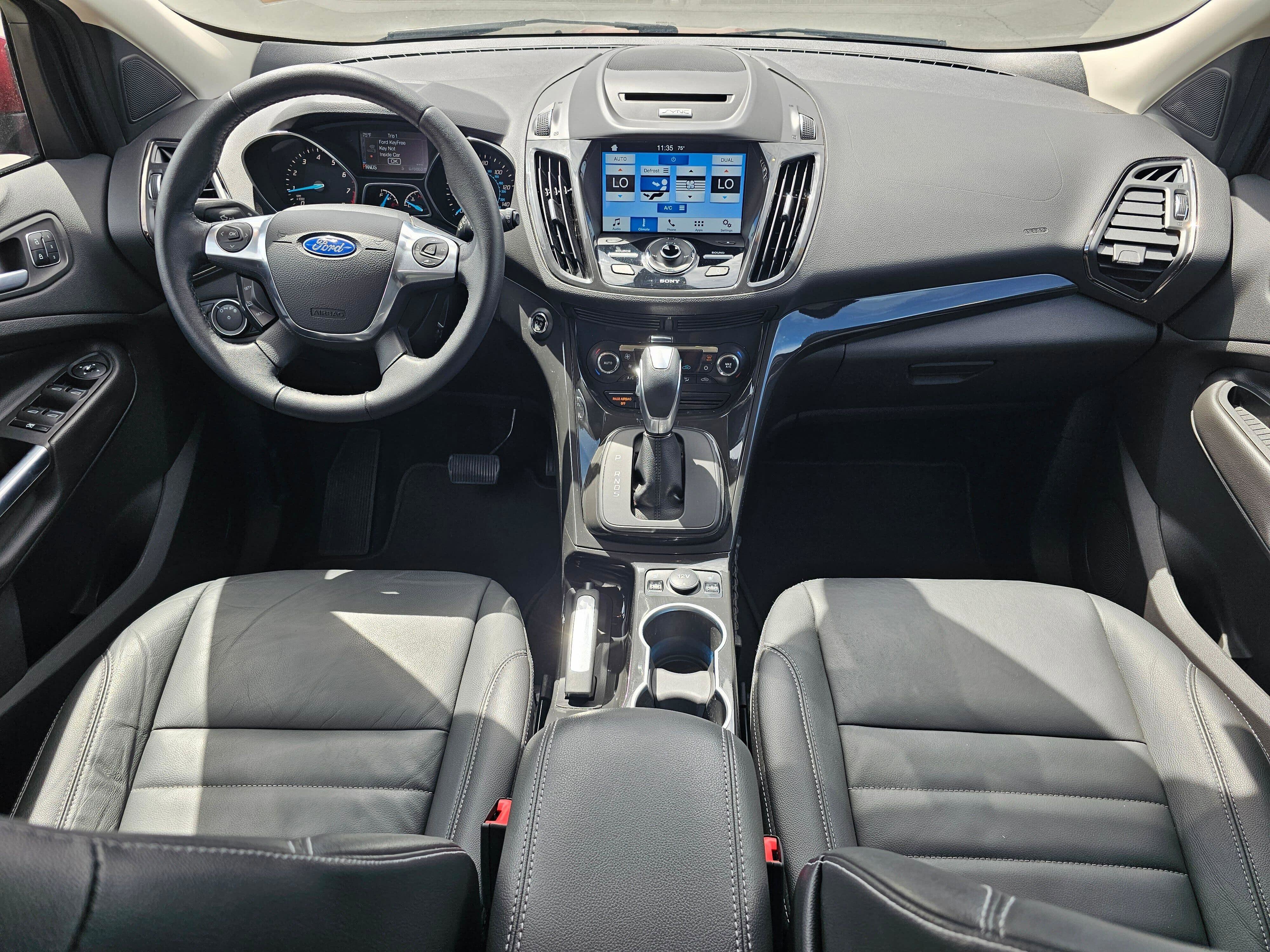 Used 2016 Ford Escape Titanium AWD/4WD image 15