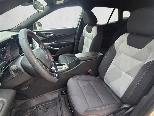 New 2026 Chevrolet Trax RS FWD image 4