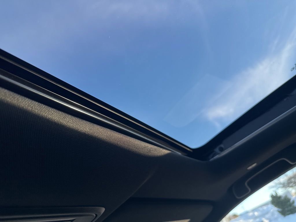 Used 2025 Honda CR-V Sport image 26