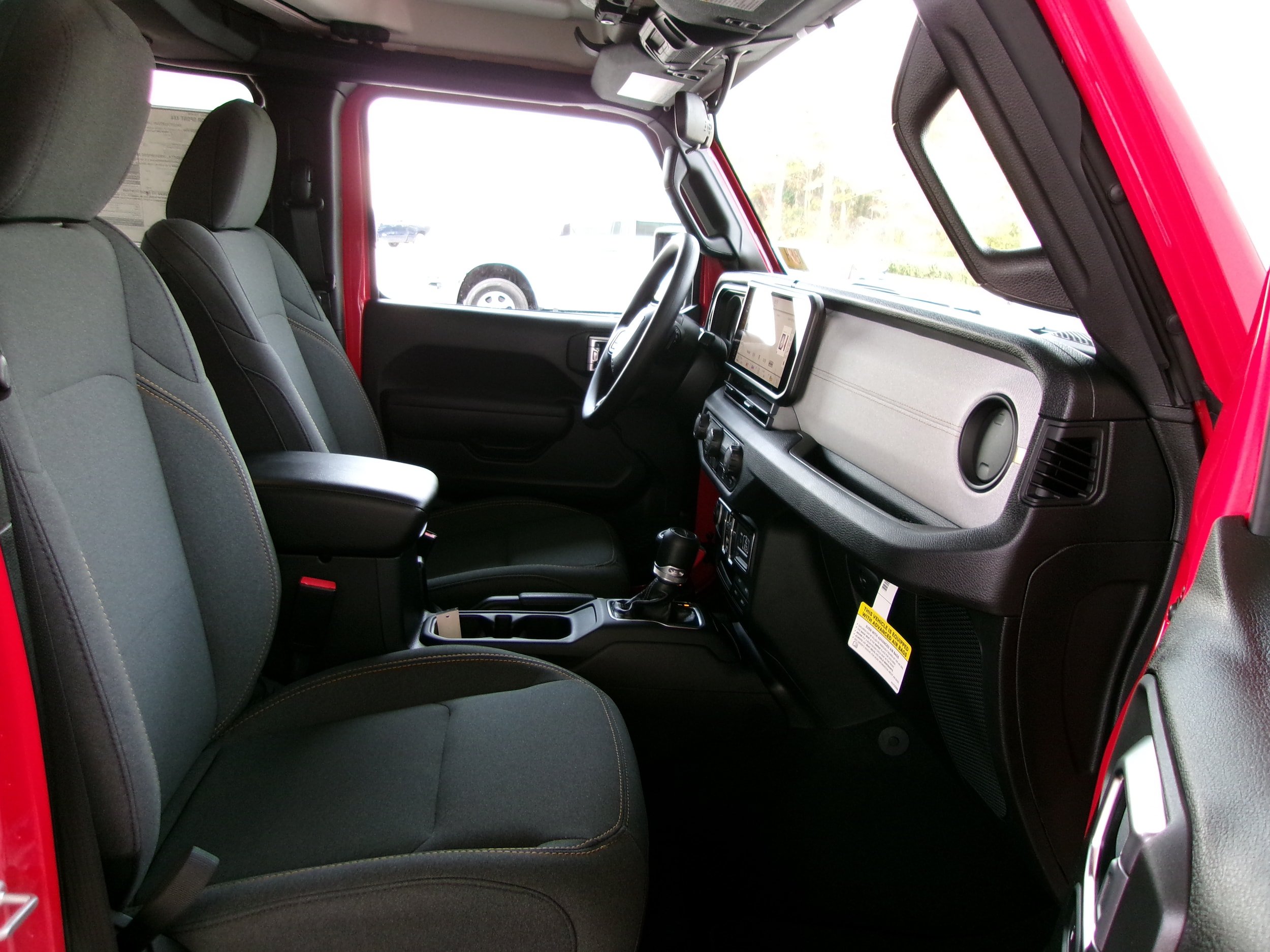New 2025 Jeep Gladiator Sport AWD/4WD image 19