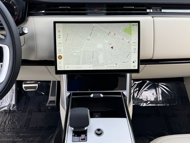 Used 2025 Land Rover Range Rover SE image 26
