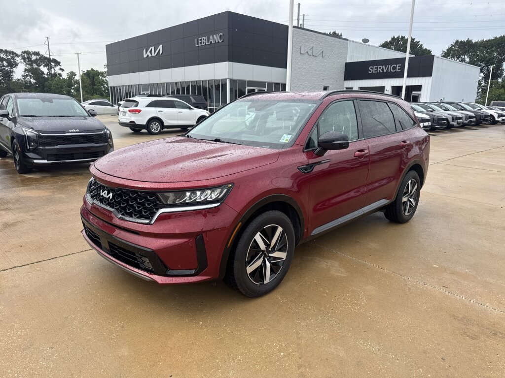 Used 2022 Kia Sorento EX FWD image 2