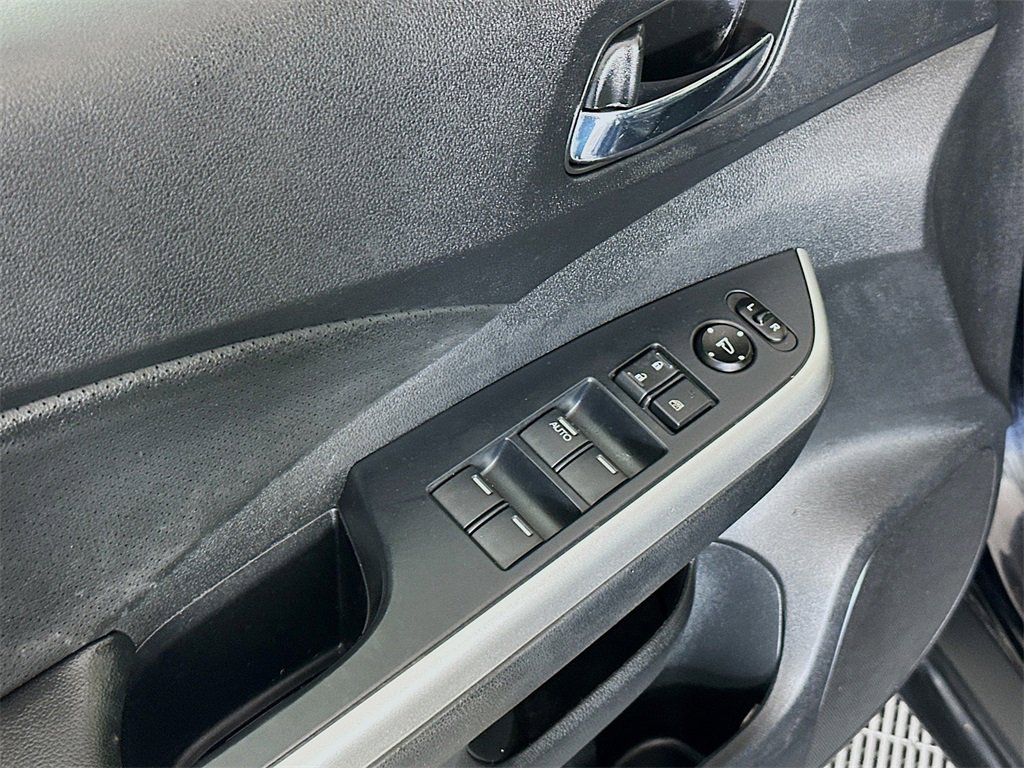 Used 2016 Honda CR-V EX-L image 17