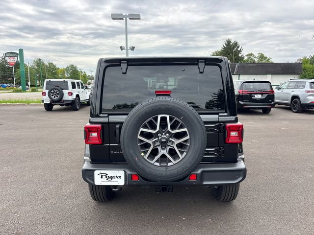 New 2026 Jeep Wrangler Unlimited Sahara AWD/4WD image 30