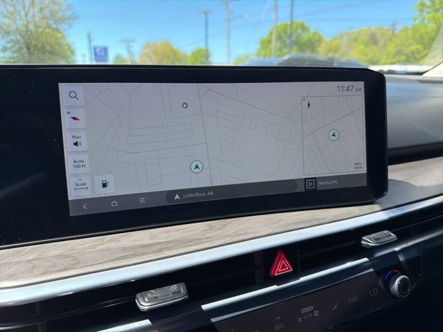 Used 2024 Kia Sorento SX image 16