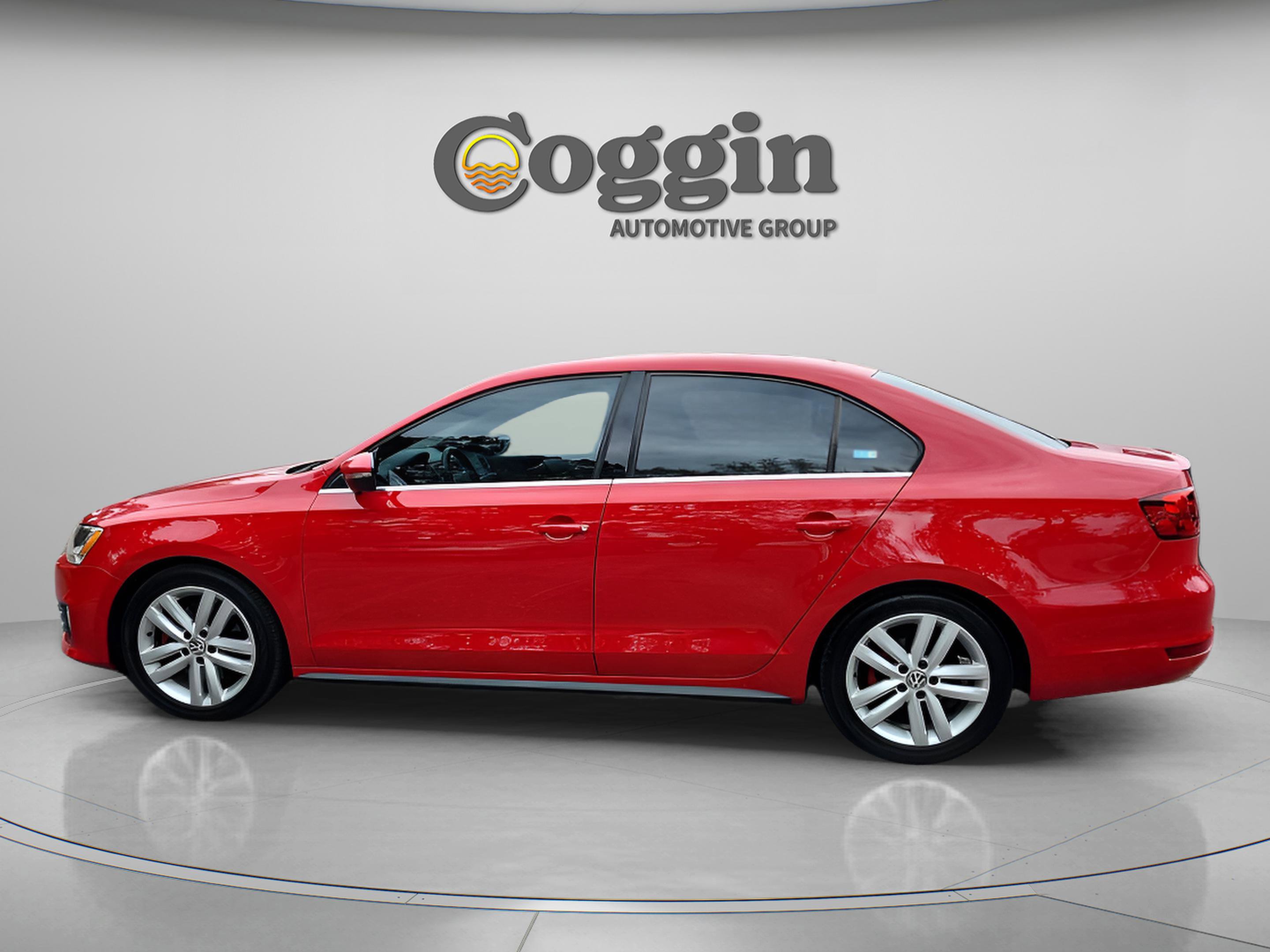 Used 2012 Volkswagen Jetta GLI image 2