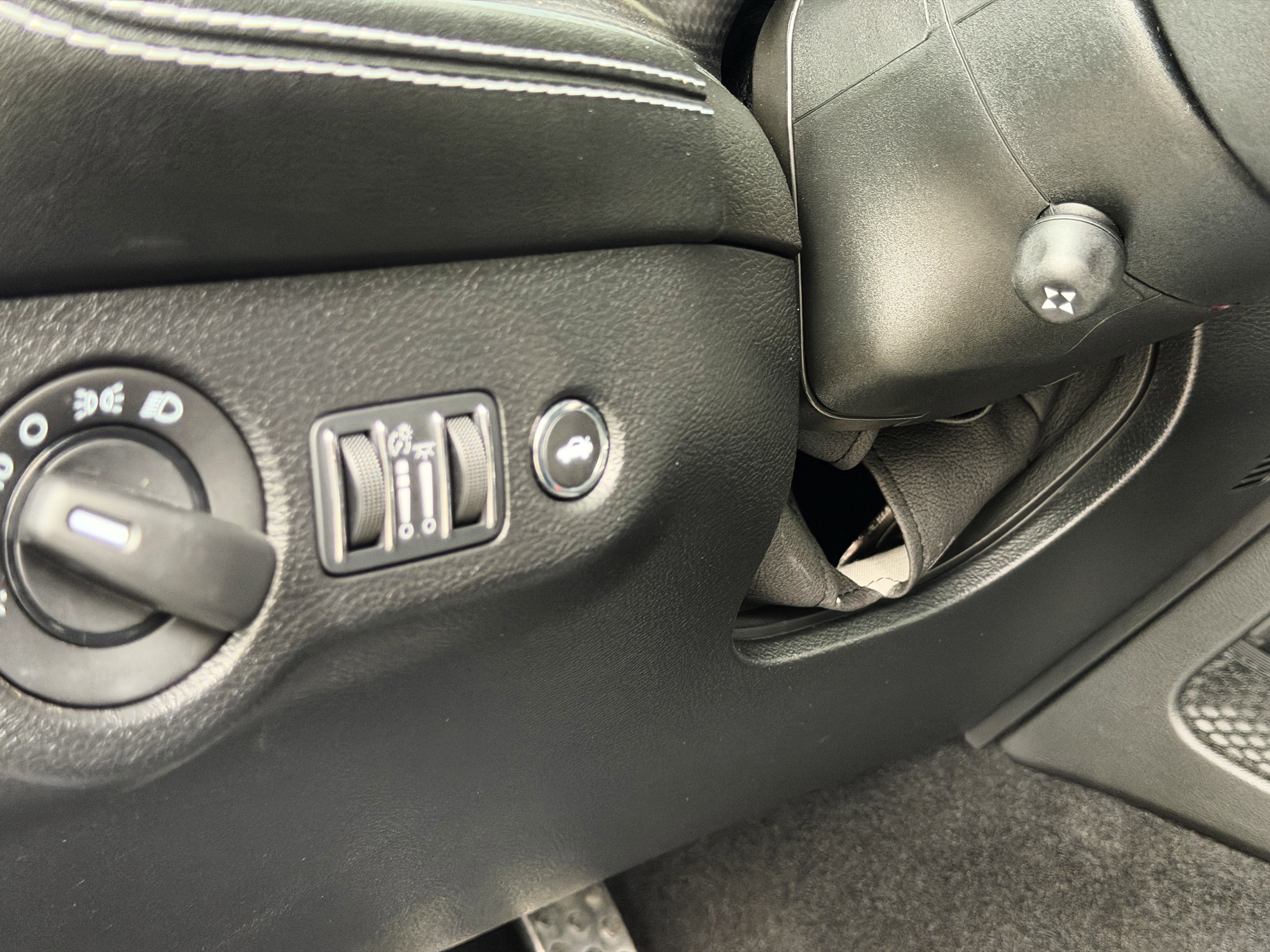 Used 2022 Dodge Challenger SRT Hellcat w/ Plus Package image 12