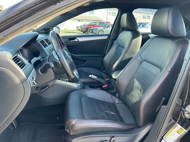 Used 2014 Volkswagen Jetta GLI Autobahn image 15