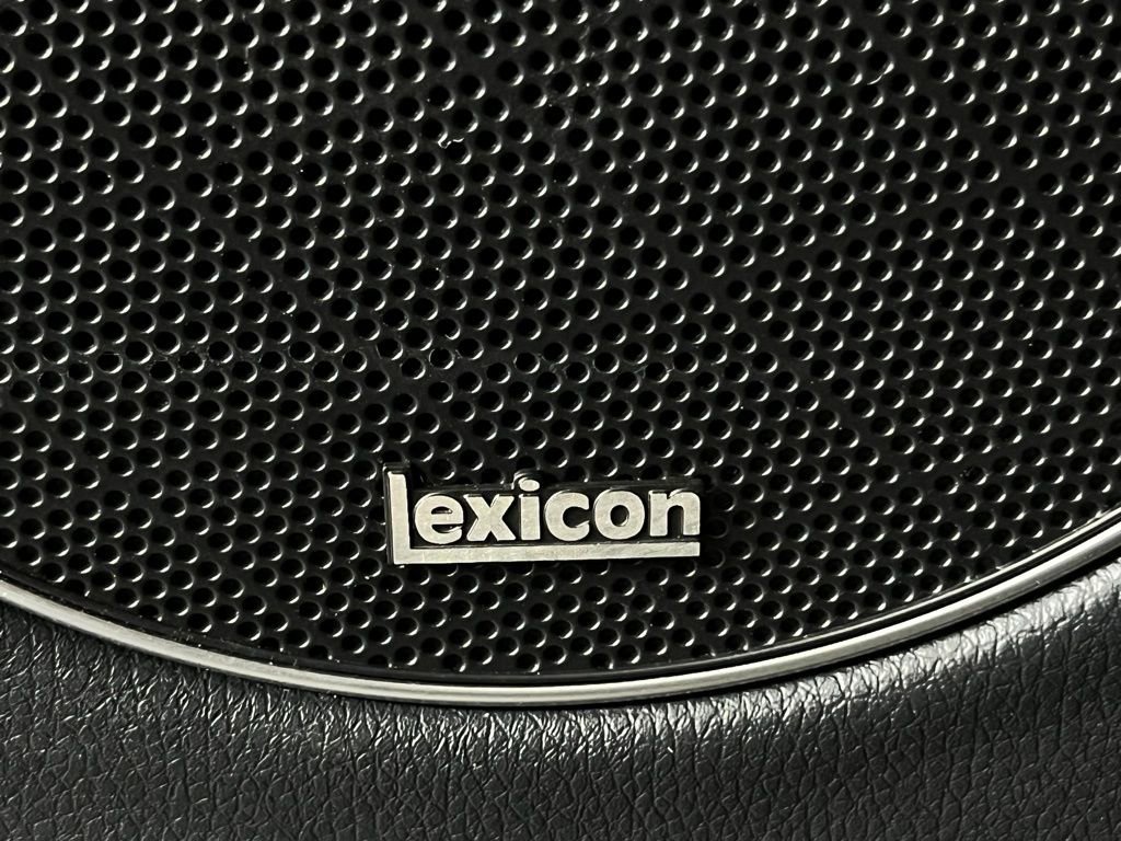 Used 2025 Genesis GV70 2.5T Sport Prestige w/ Sport Prestige Package image 18