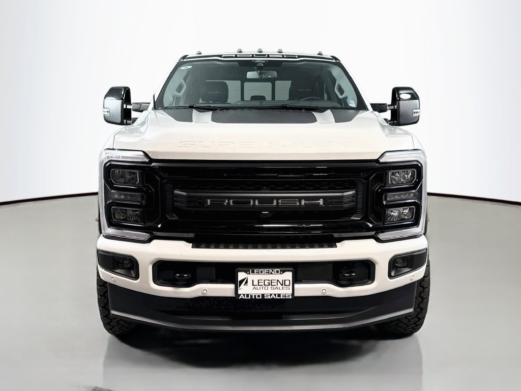 Used 2026 Ford F350 Lariat w/ Black Appearance Package AWD/4WD image 3