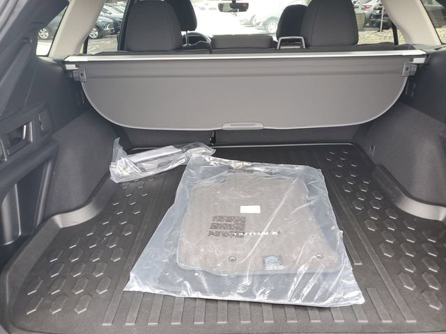 Certified 2025 Subaru Outback Premium w/ Popular Package #1A image 8