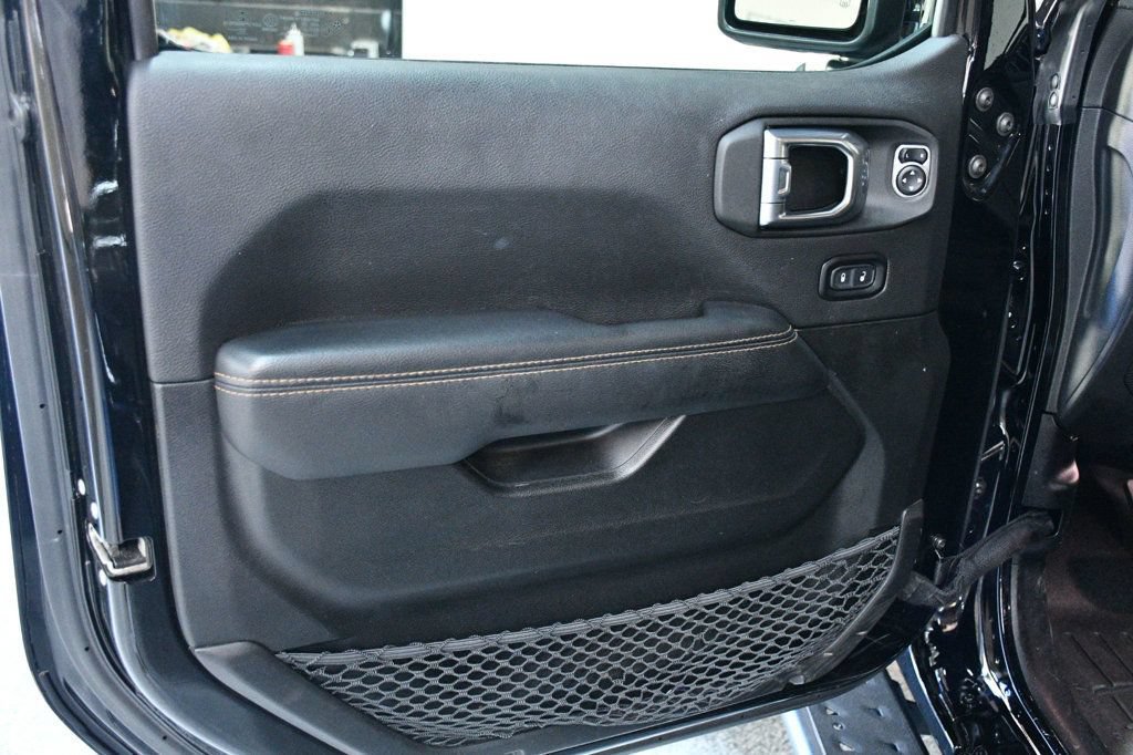 Used 2022 Jeep Gladiator Overland AWD/4WD image 22