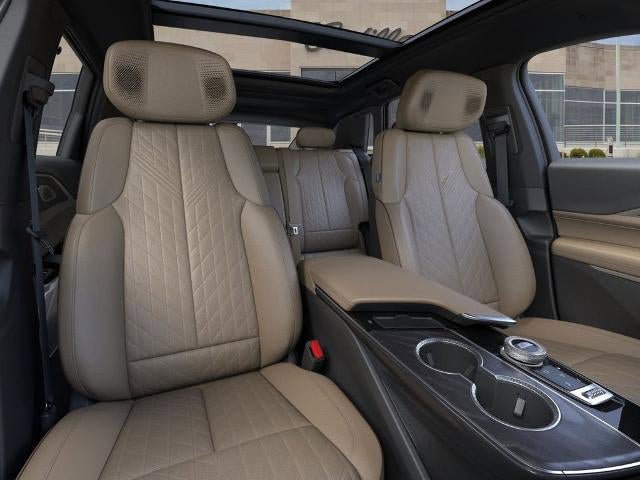 New 2026 Cadillac Lyriq V AWD/4WD image 16