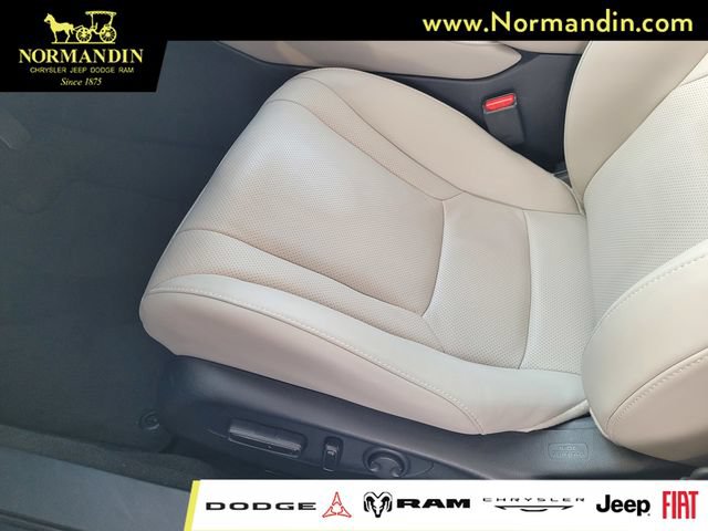 Used 2025 Honda Accord Touring image 16