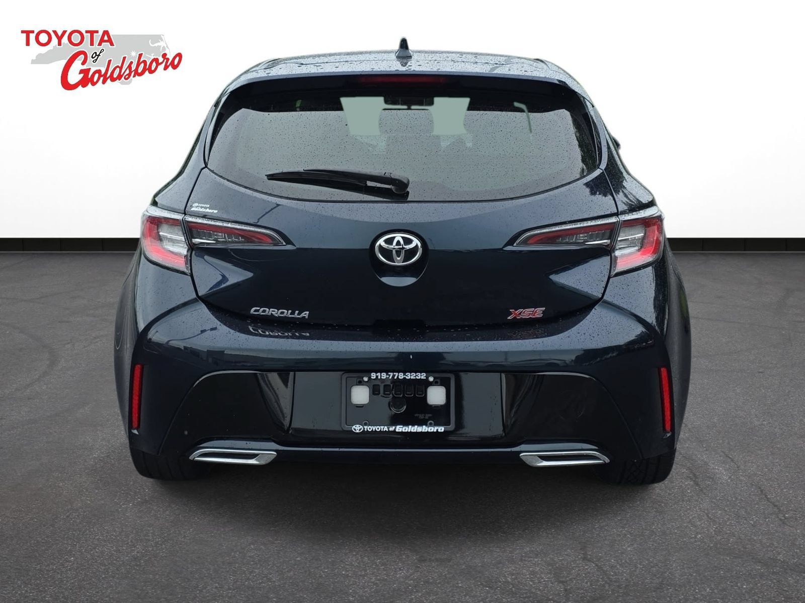 Used 2021 Toyota Corolla XSE FWD image 6