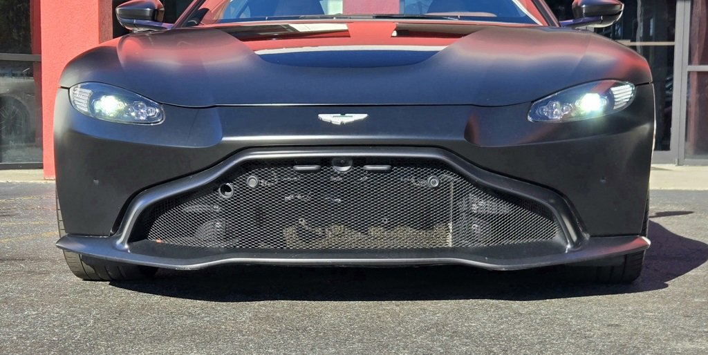 Used 2020 Aston Martin V8 Vantage Coupe image 11