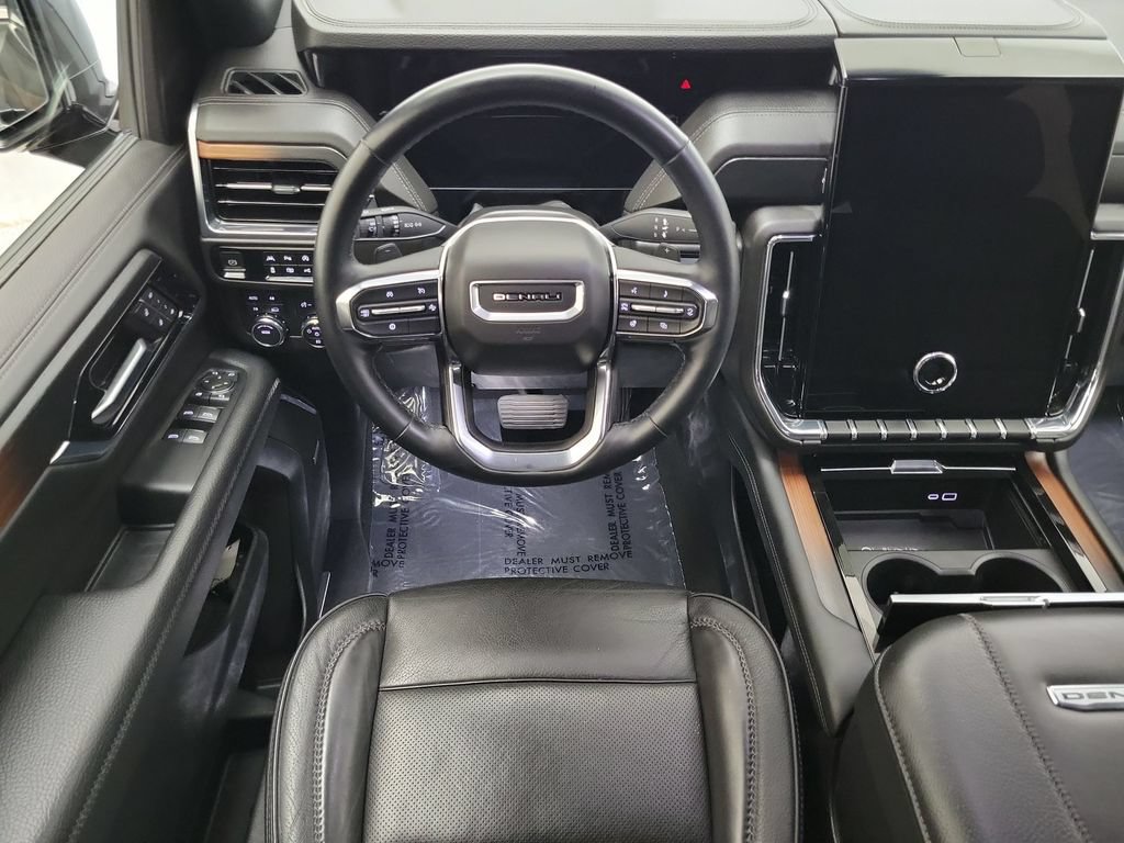 Certified 2025 GMC Yukon Denali AWD/4WD image 13