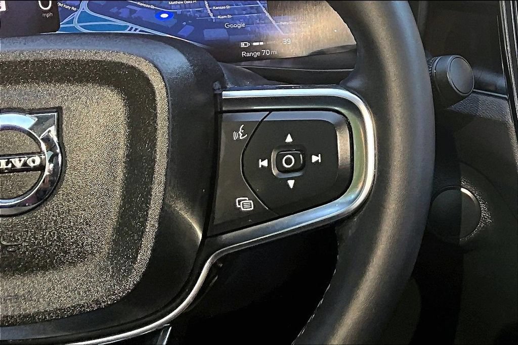 Certified 2023 Volvo C40 P8 Recharge Ultimate w/ Protection Package Premier AWD/4WD image 28