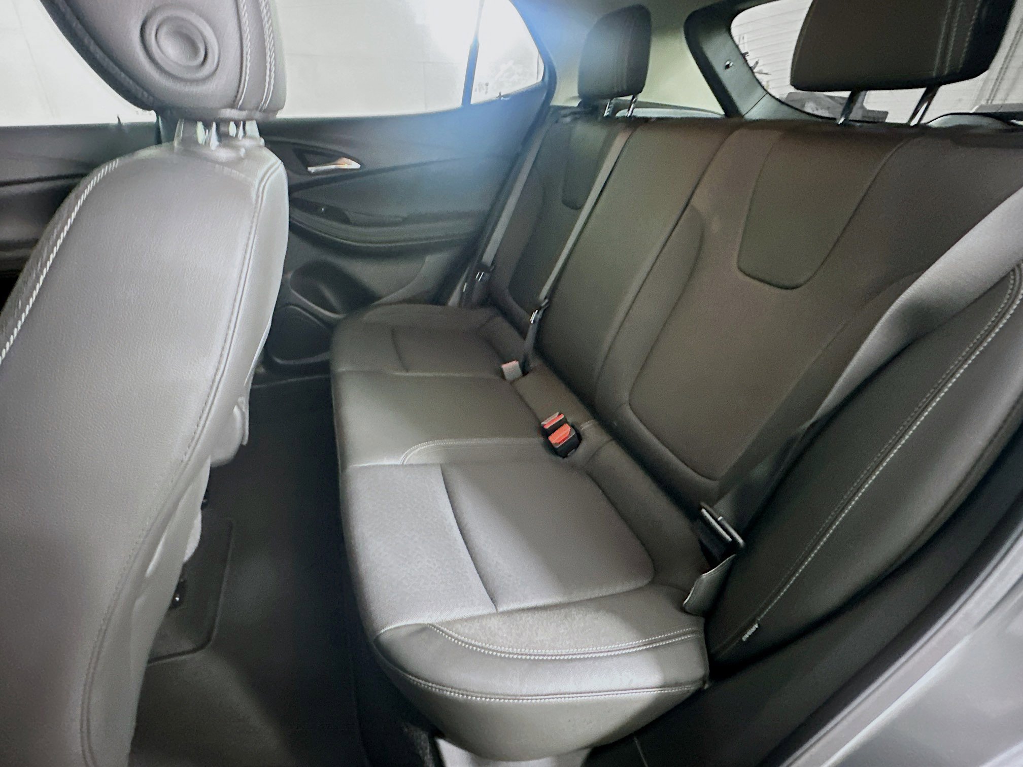 Used 2025 Buick Encore GX Preferred FWD image 25