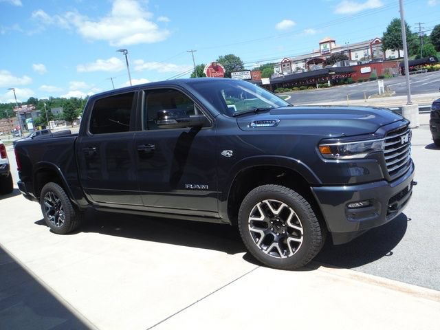 Used 2026 RAM 1500 Laramie w/ Laramie Preferred Package AWD/4WD image 15