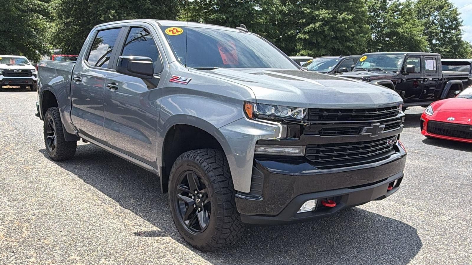 Used 2022 Chevrolet Silverado 1500 LT Trail Boss w/ Bed Protection Package AWD/4WD image 3