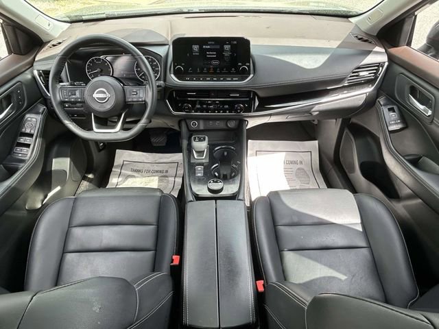 Used 2023 Nissan Rogue SL w/ SL Premium Package image 10