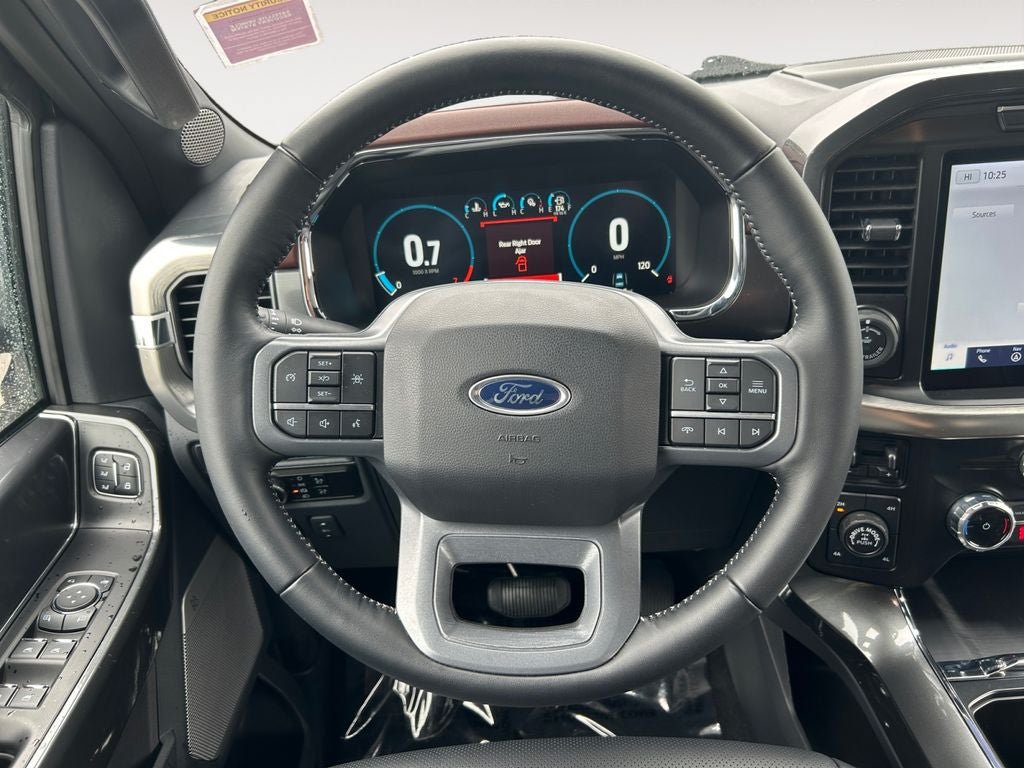 Used 2023 Ford F150 Lariat AWD/4WD image 13