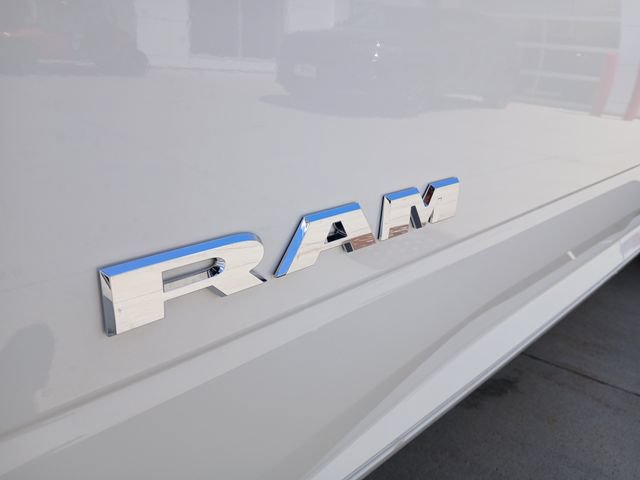 New 2026 RAM 2500 Laramie w/ Towing Technology Group AWD/4WD image 36