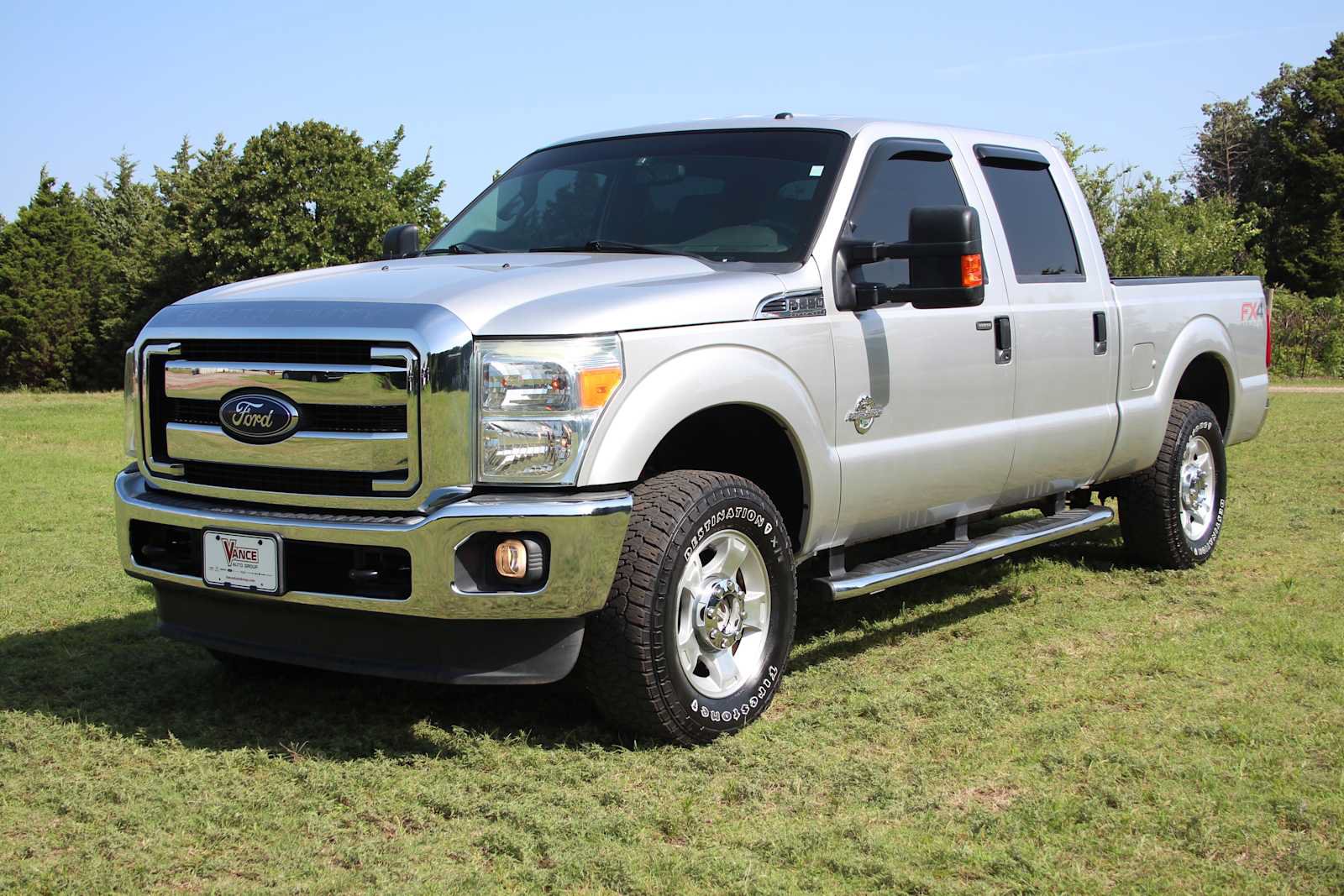 Used 2016 Ford F250 XLT w/ XLT Value Package AWD/4WD image 4